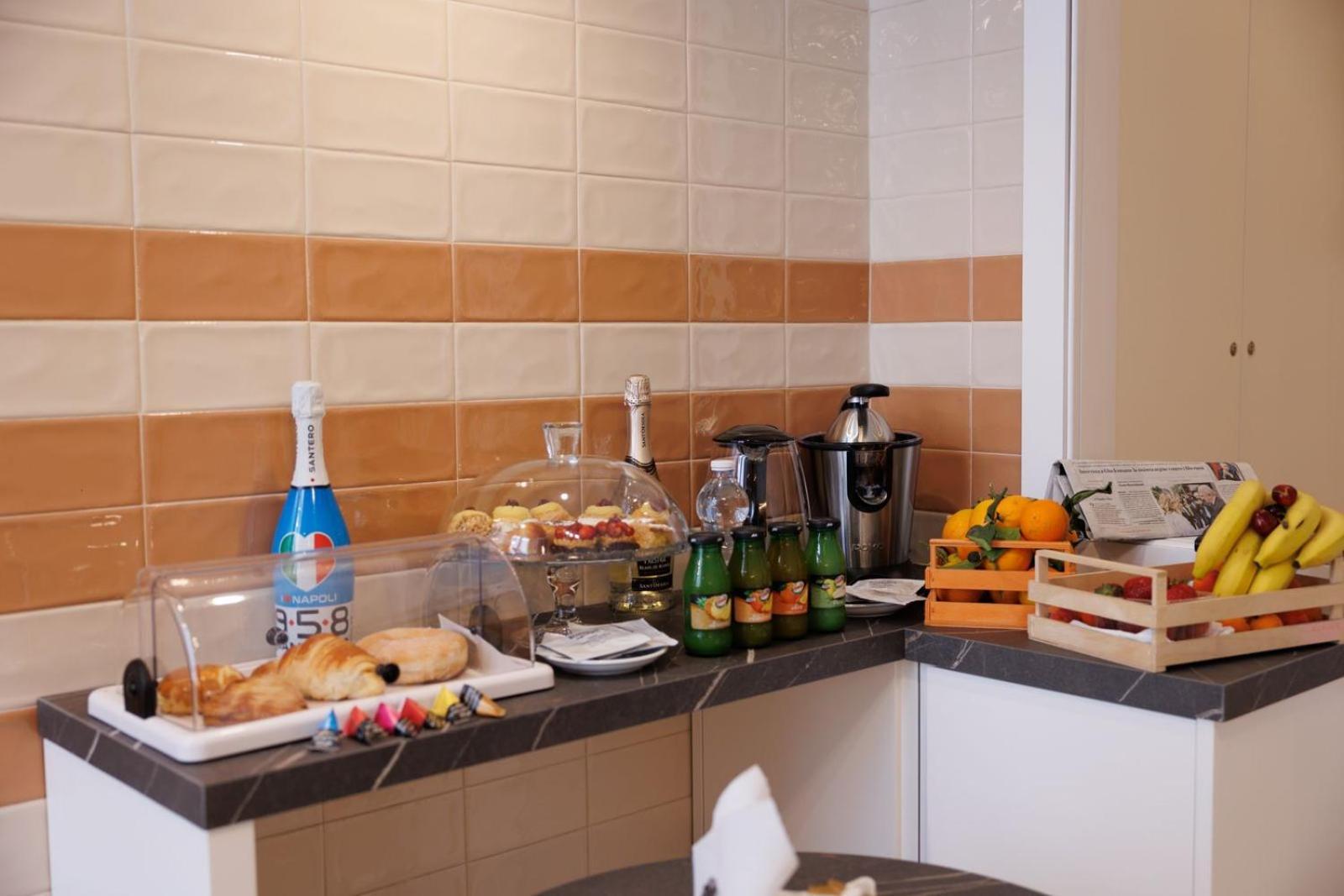 Maria Maruzzella B&B Luxury Suites Napoli Ngoại thất bức ảnh