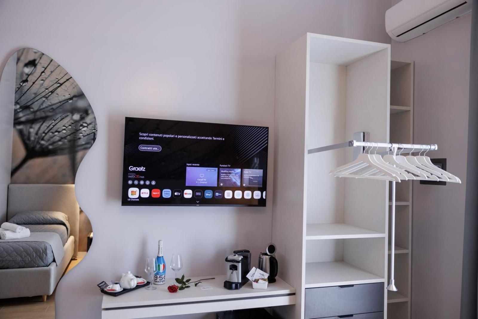 Maria Maruzzella B&B Luxury Suites Napoli Ngoại thất bức ảnh