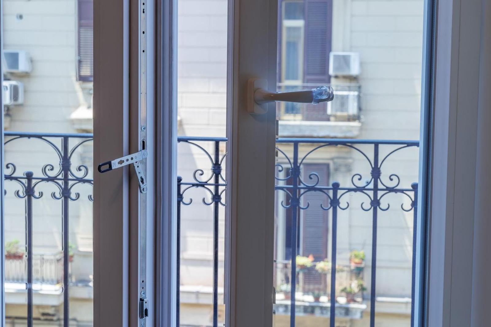 Maria Maruzzella B&B Luxury Suites Napoli Ngoại thất bức ảnh