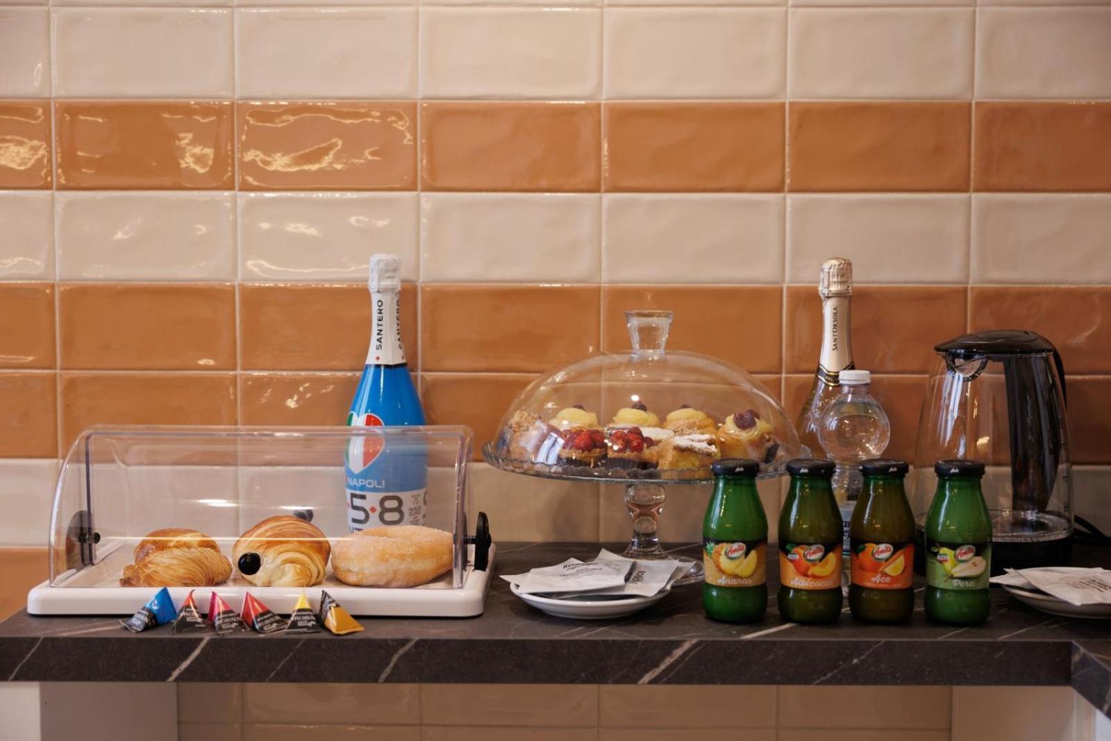 Maria Maruzzella B&B Luxury Suites Napoli Ngoại thất bức ảnh