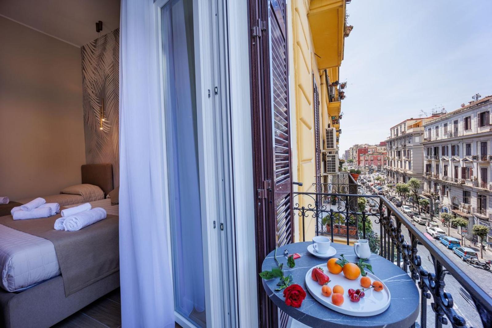 Maria Maruzzella B&B Luxury Suites Napoli Ngoại thất bức ảnh